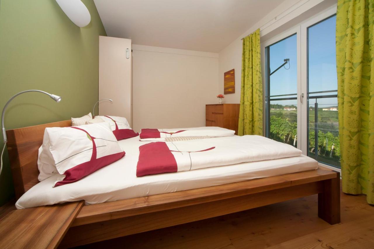 Ferienhaeuser Im Weingarten Fehring Ngoại thất bức ảnh